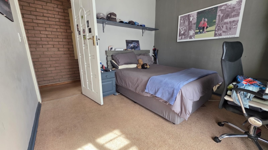 3 Bedroom Property for Sale in Wilkoppies North West